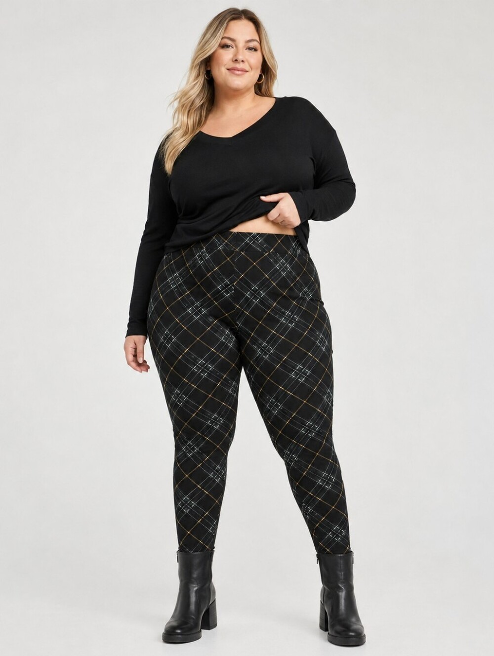Torrid Plaid Stretch Leggings Black Tan White Size 4 / 4X NWOT - Picture 2 of 6